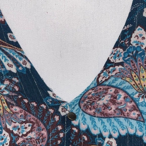 NWT Gypsies & Moondust Juniors' Shine‎ Smocked Top Navy/Multi Size Small - Picture 4 of 7